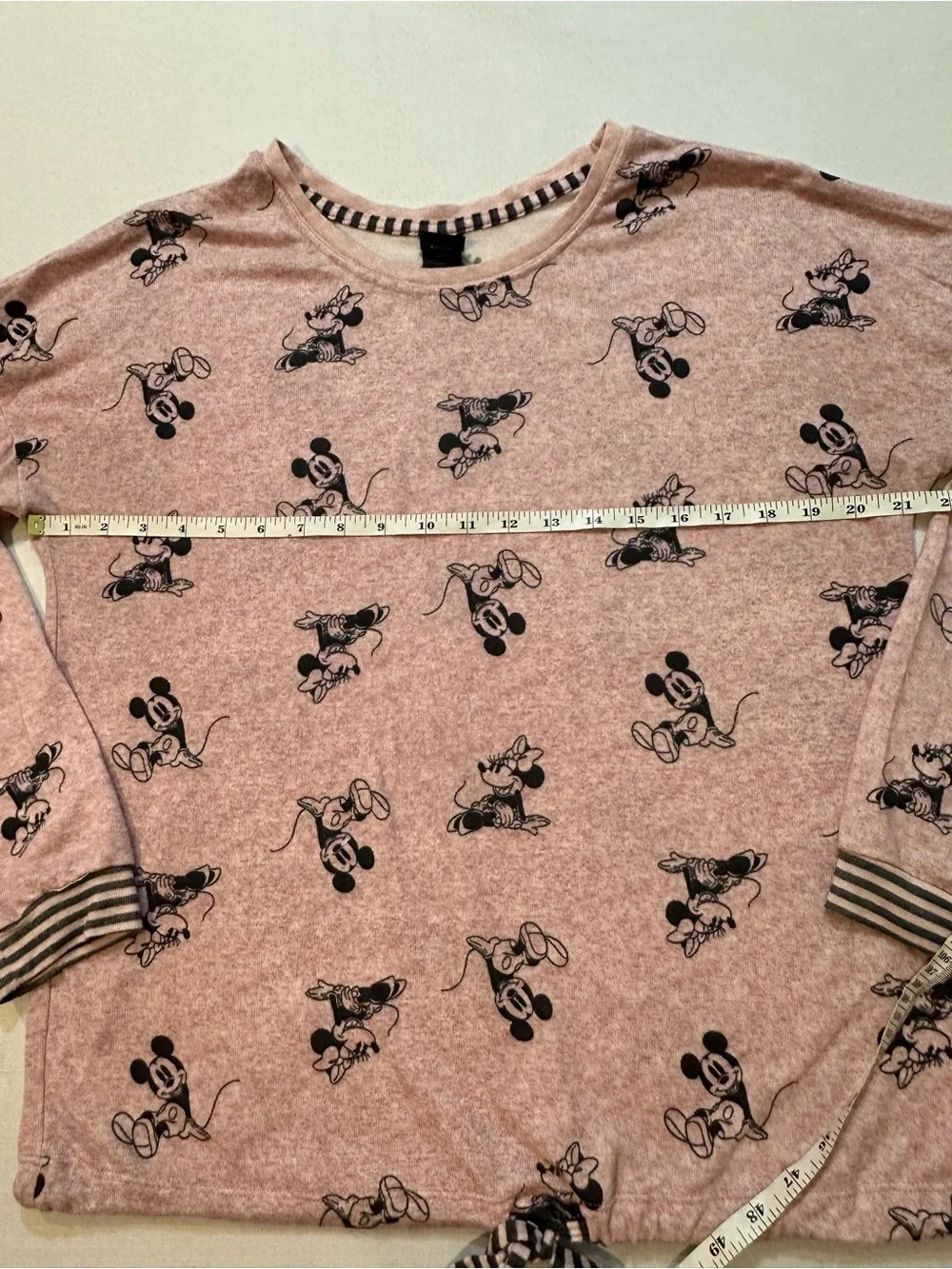 Disney Mickey & Minnie Mouse Pink Pajama Lounge Set Medium - Picture 13 of 15